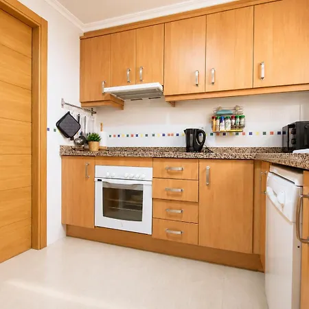 Enjoy By Edeal Homes Денія
